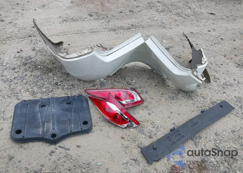 2013 Nissan Altima 2.5 S z USA, uszkodzony, nr VIN 1N4AL3AP0DC168580